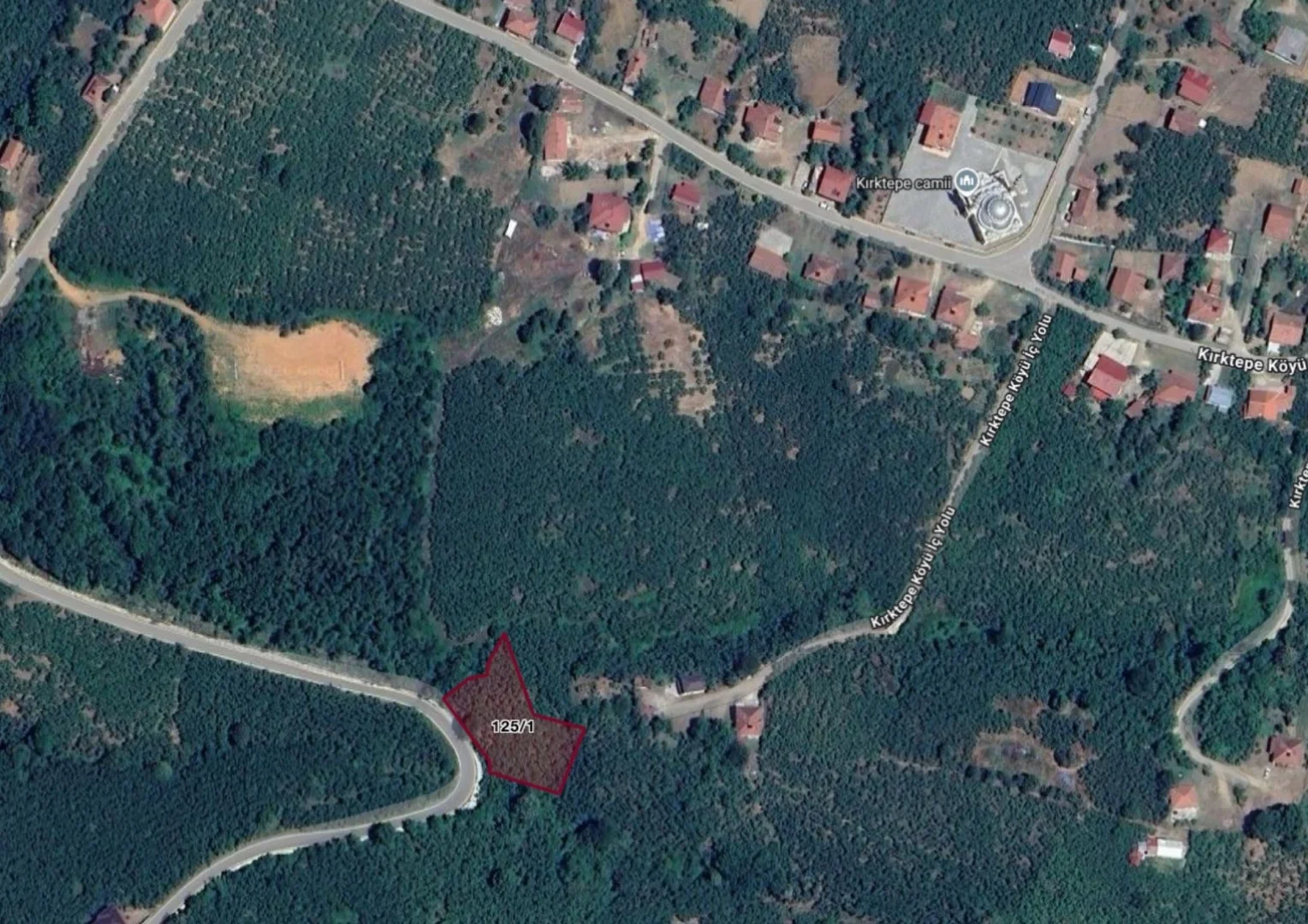 HENDEK KIRKTEPE MAHALLESİNDE YOLA CEPHELİ 1.780 M TARLA